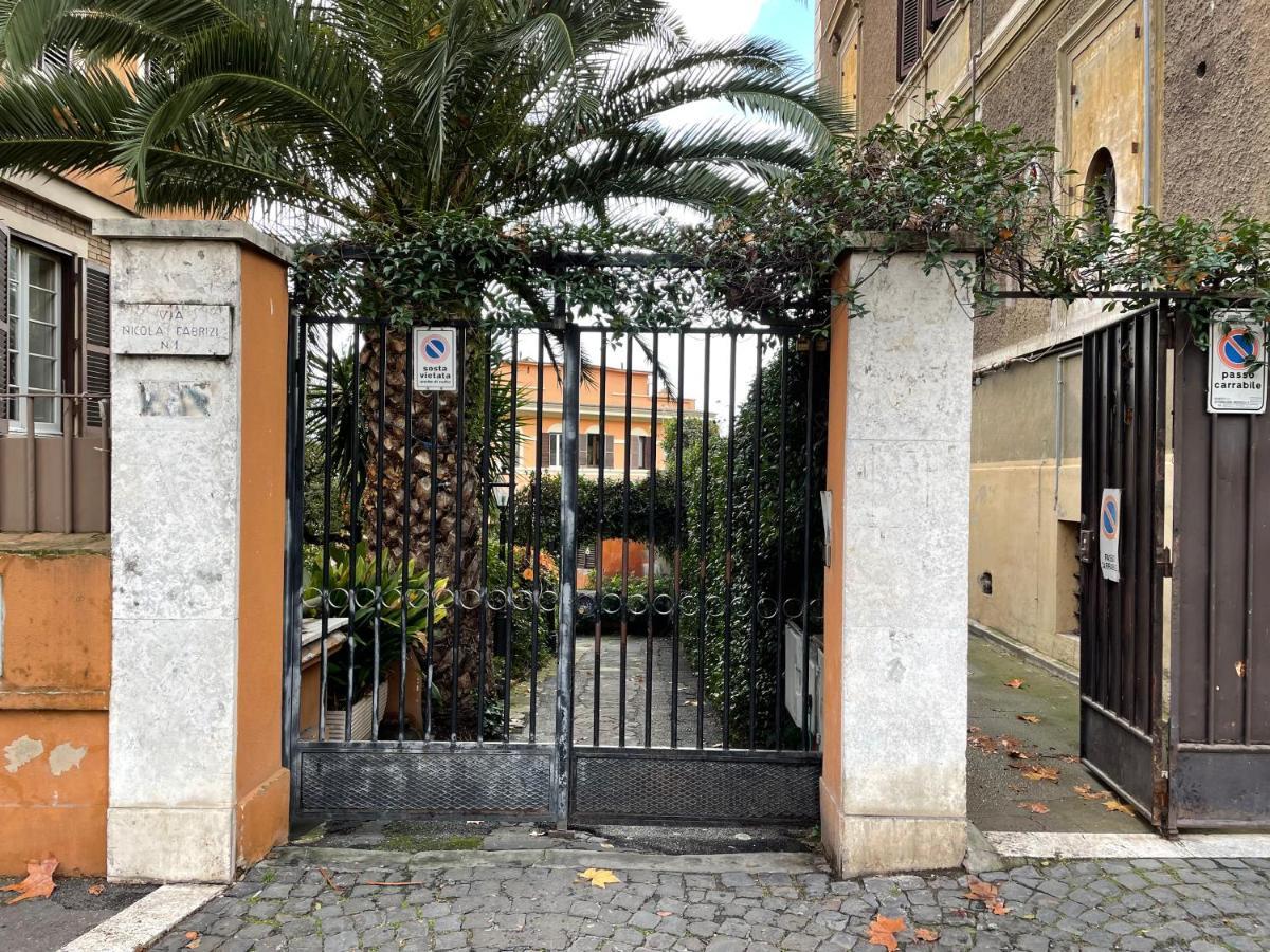 Cosy Studio In The Greenest Corner Of Trastevere Rome Exterior photo
